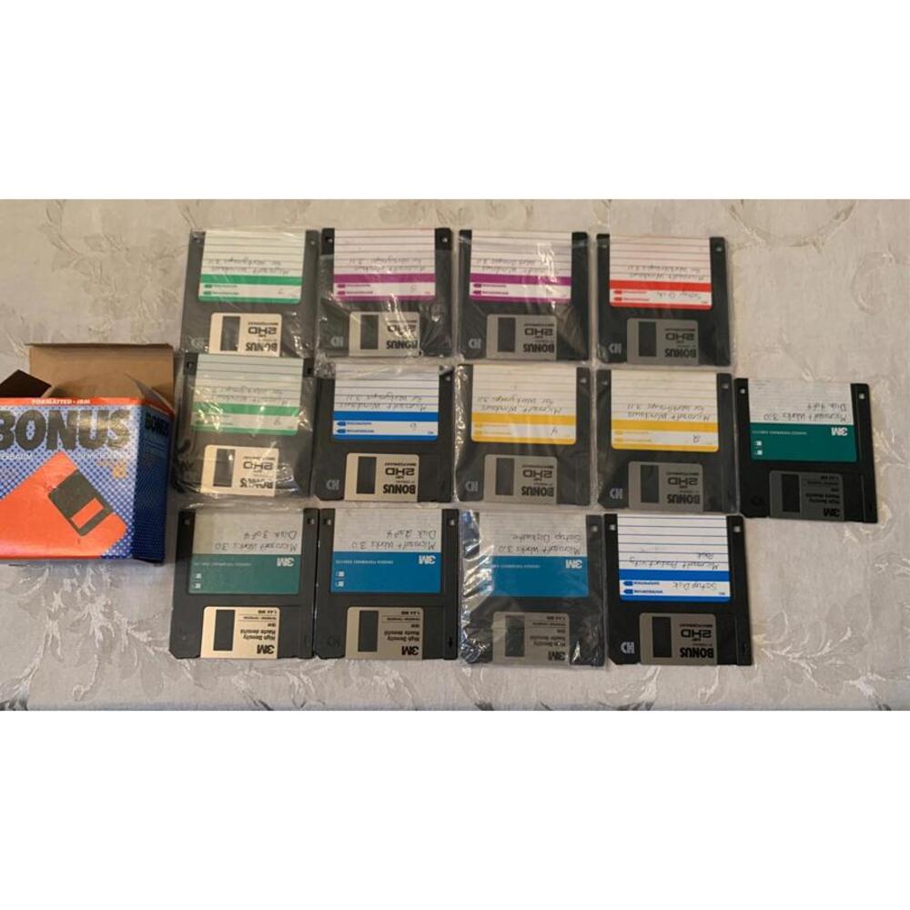 10+ Vintage PC Disk including Microsoft Works 3.0